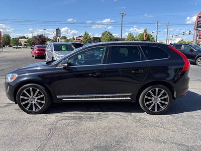 2015 Volvo XC60 T6 AWD 4dr SUV (midyear release)