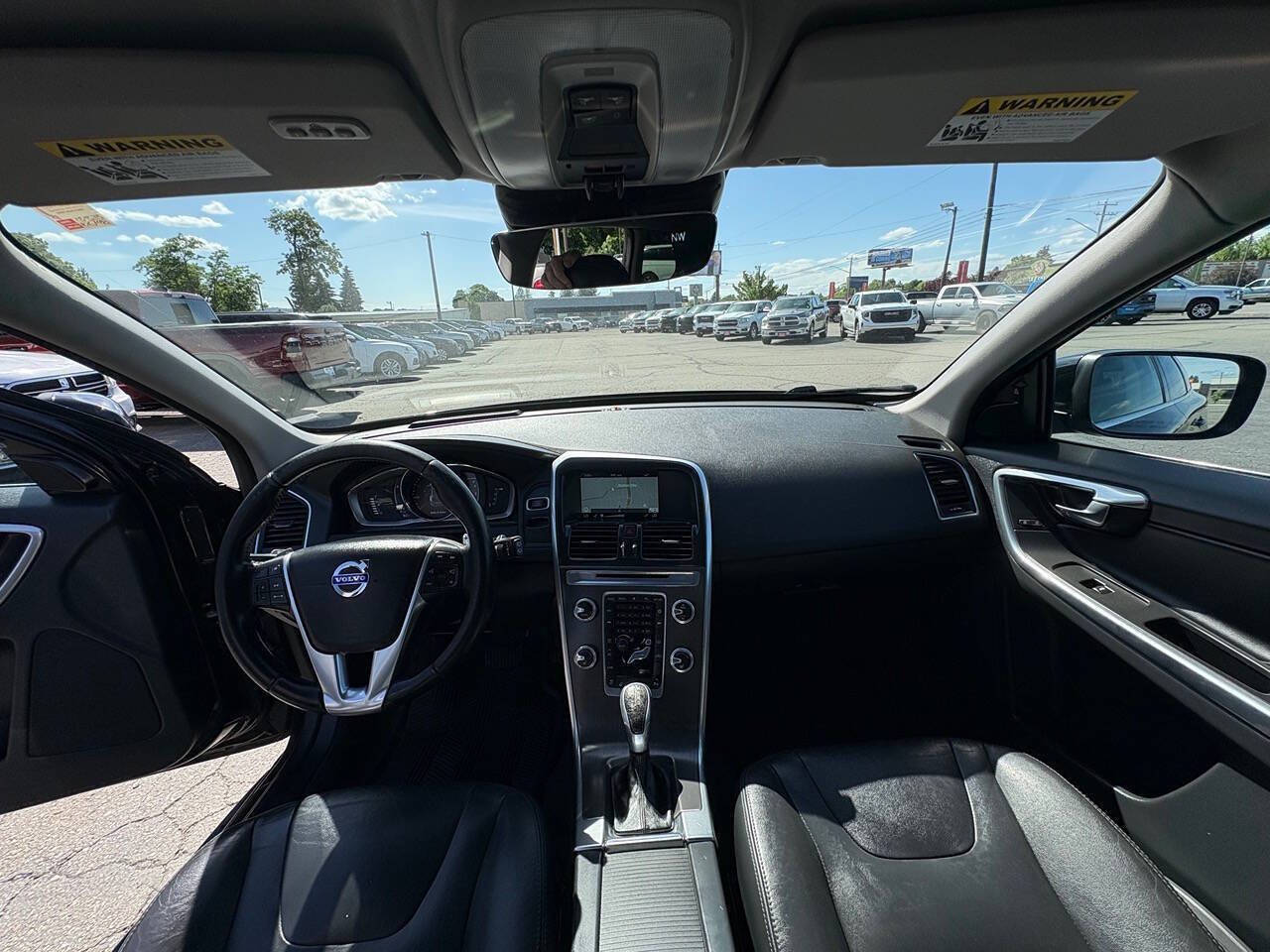2015 Volvo XC60 T6 AWD 4dr SUV (midyear release)