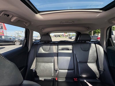 2015 Volvo XC60 T6 AWD 4dr SUV (midyear release)