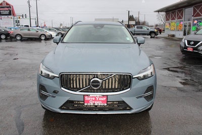 2022 Volvo XC60 B5 Momentum AWD 4dr SUV