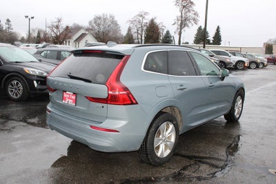 2022 Volvo XC60 B5 Momentum AWD 4dr SUV
