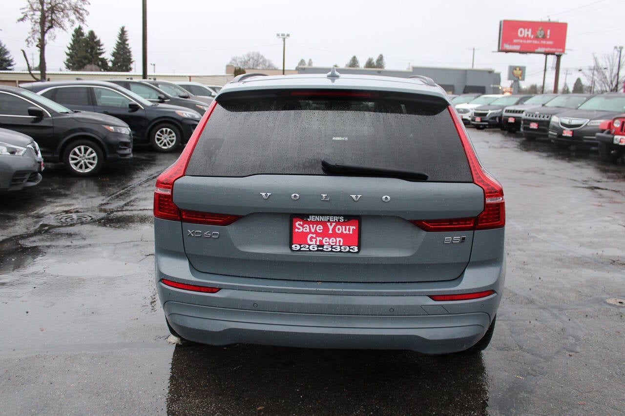 2022 Volvo XC60 B5 Momentum AWD 4dr SUV